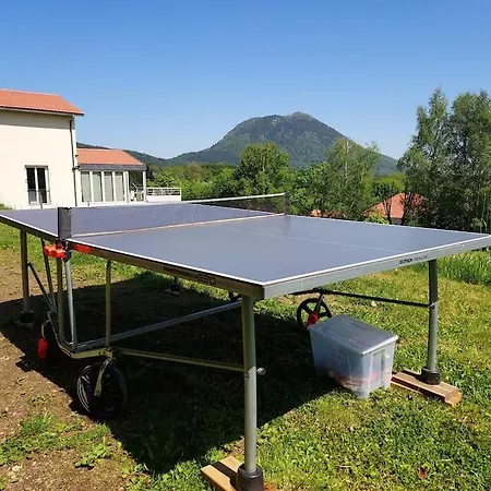 L'amphithéâtre Des Volcans - Vue Puy De Dôme * Saint-Genès-Champanelle