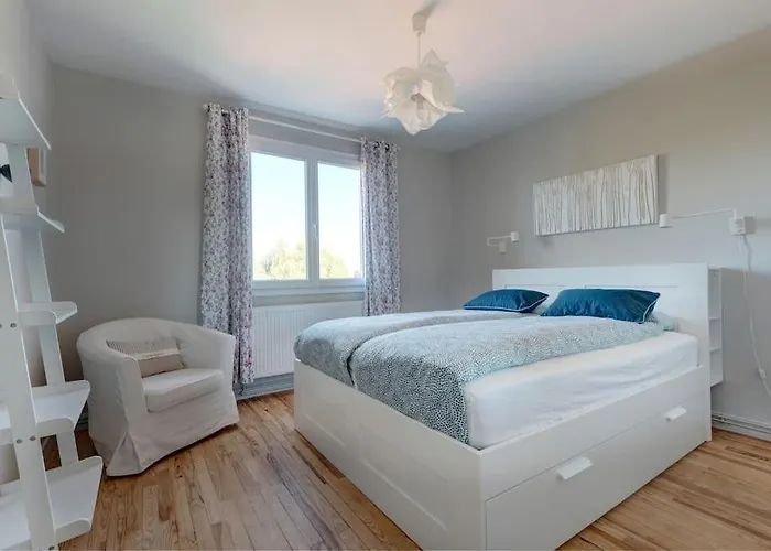 Grand - Balcons Des Volcans - Vue Puy De Dome